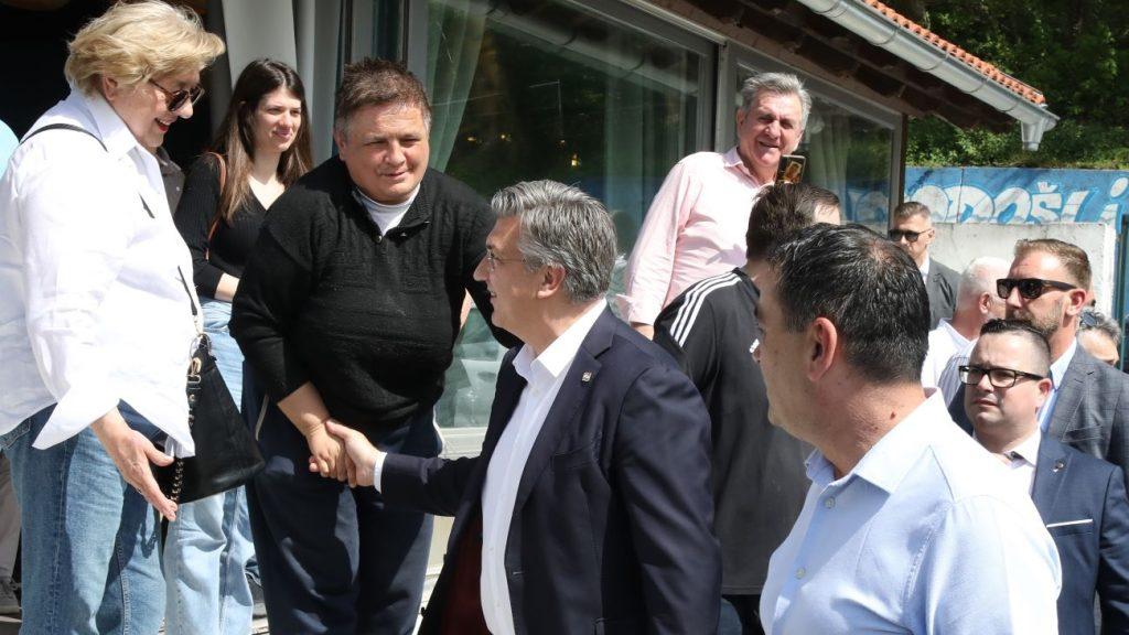 Premijer Plenković na druženju s građanima u Maksimiru / Foto: Hina
