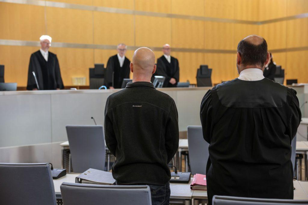 Viši regionalni sud u Dusseldorfu osudio je u ponedjeljak časnika Bundeswehra na tri i pol godine zatvora zbog špijunaže za Rusiju / Foto: Oliver Berg/dpa