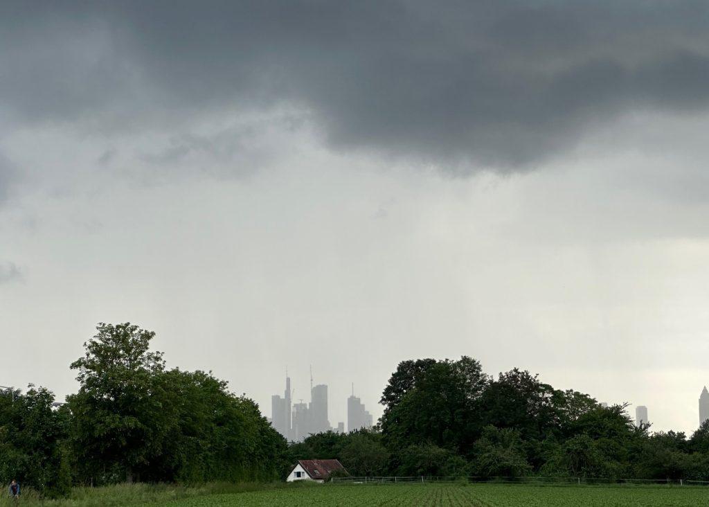 Oblaci iznad Frankfurta na Majni / Foto: Fenix (SIM)