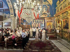 Pravoslavni vjernici u crkvi za pravoslavni Uskrs u Gazi / Foto: Anadolu
