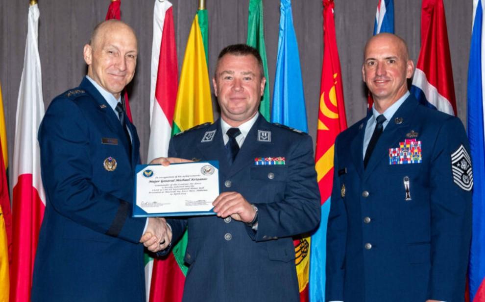 Zapovjednik HRZ-a, general Križanec uvršten na počasnu listu američkog zrakoplovnog sveučilišta / Foto: MORH