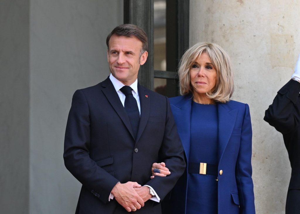 Francuski predsjednik Emmanuel Macron sa suprugom / Foto: Anadolu