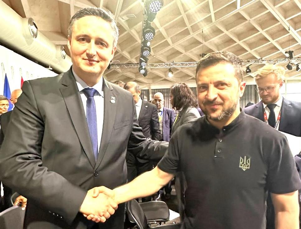 Predsjedavajući Predsjedništva Bosne i Hercegovine Denis Bećirović i predsjednik Ukrajine Volodimir Zelenski