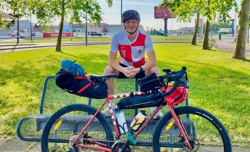 Marko Filipović krenuo na EURO u Njemačku biciklom./ Foto: Fenix (M.F.)