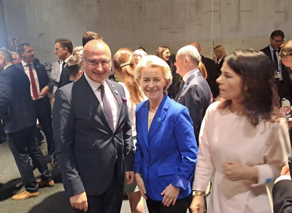 Hrvatski ministar Gordan Grlić Radman i Ursula von der Leyen / Foto: Fenix (MVEP)