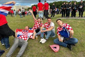 Hrvatski navijači nakon utakmice Hrvatska - Španjolska