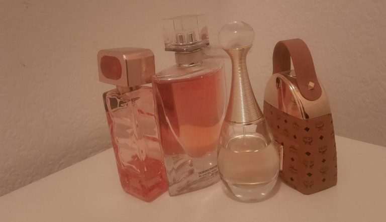 Parfemi (ILUSTRACIJA) / Foto: Fenix (MD)