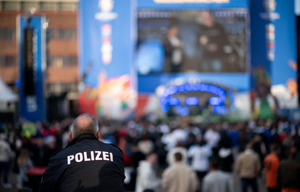 Policija je spremna za EURO/ Foto: Fabian Strauch/dpa