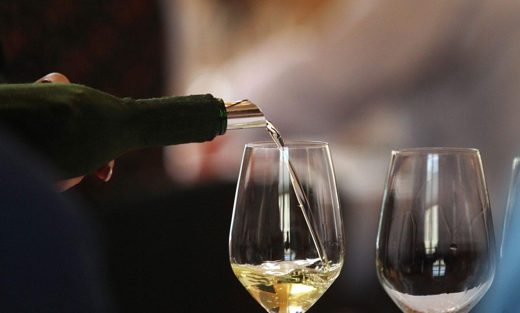 Bijelo vino je uvjerljivo prvo među proizvođačima u Njemačkoj / Foto: Karl-Josef Hildenbrand/dpa