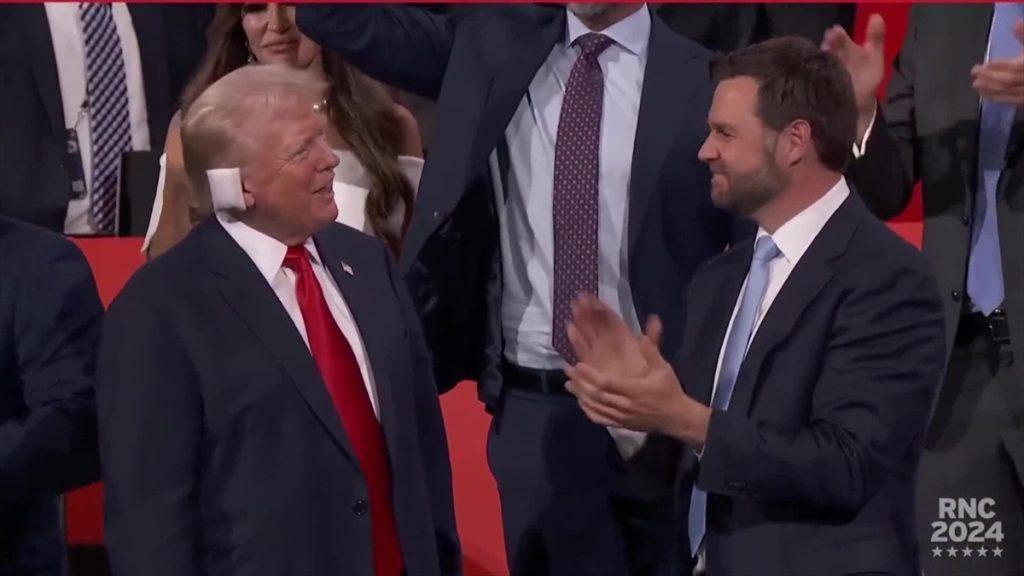 Donald Trump i senator J. D. Vance / Foto: Anadolu