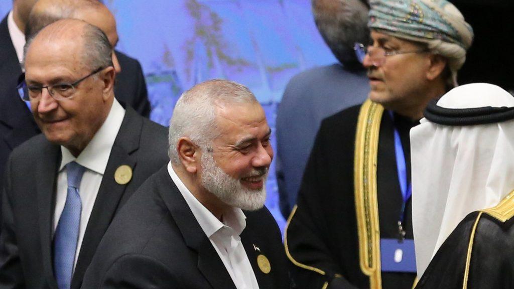 Lider Hamasa Ismail Haniyeh (u sredini) ubijen u Teheranu / Foto: Anadolu