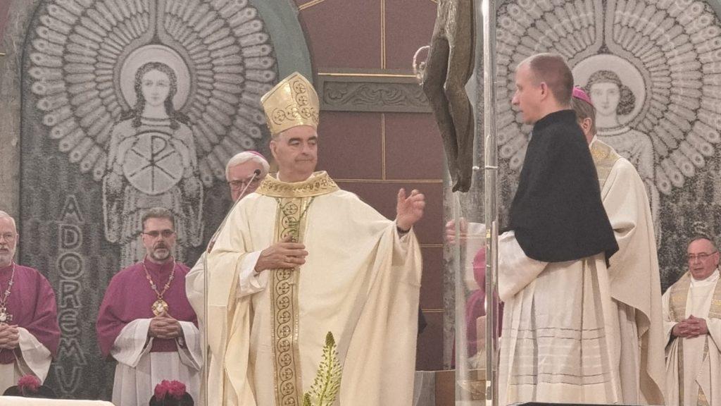 Papinski nuncij dr. Nikola Eterović u Berlinu proslavio 25 godina biskupske službe / Foto: Fenix (Željko Matić)