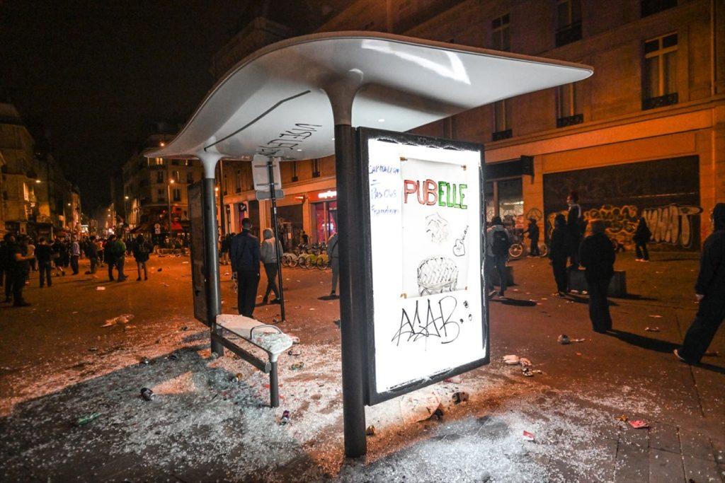 Tragovi rušilačkog pohoda prosvjednika koji su slavili pobjedu ljevičarskog saveza (ILUSTRACIJA) / Foto: Anadolu