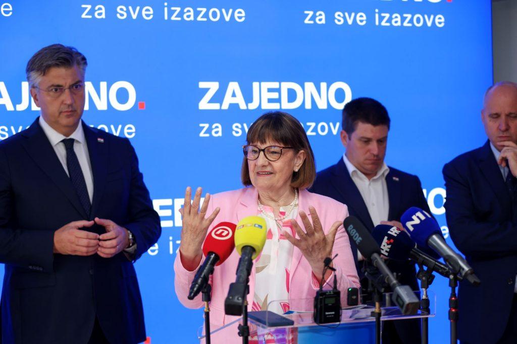 Zdravka Bušić govori na predsavljanju kandidata za vodstvo HDZ-a / Foto: Hina