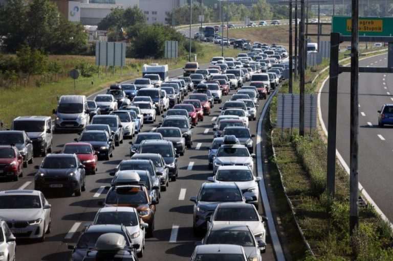 Gužva na autocesti / Foto: Hina