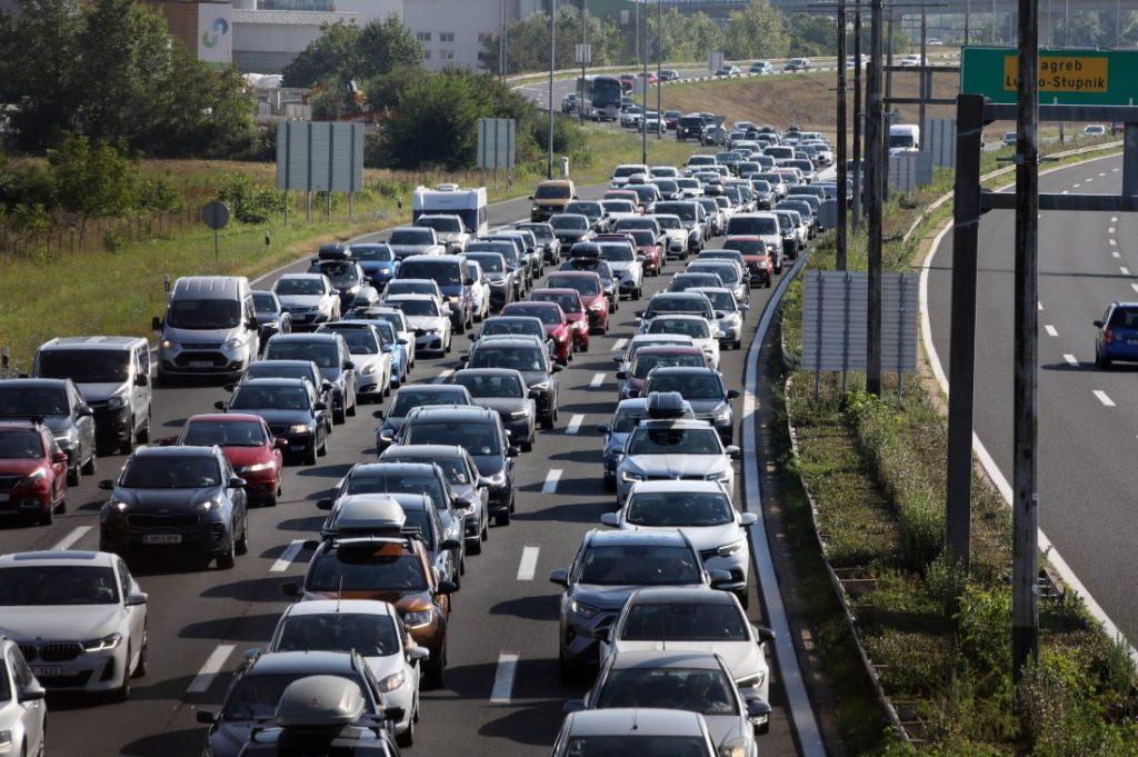 Gužva na autocesti / Foto: Hina