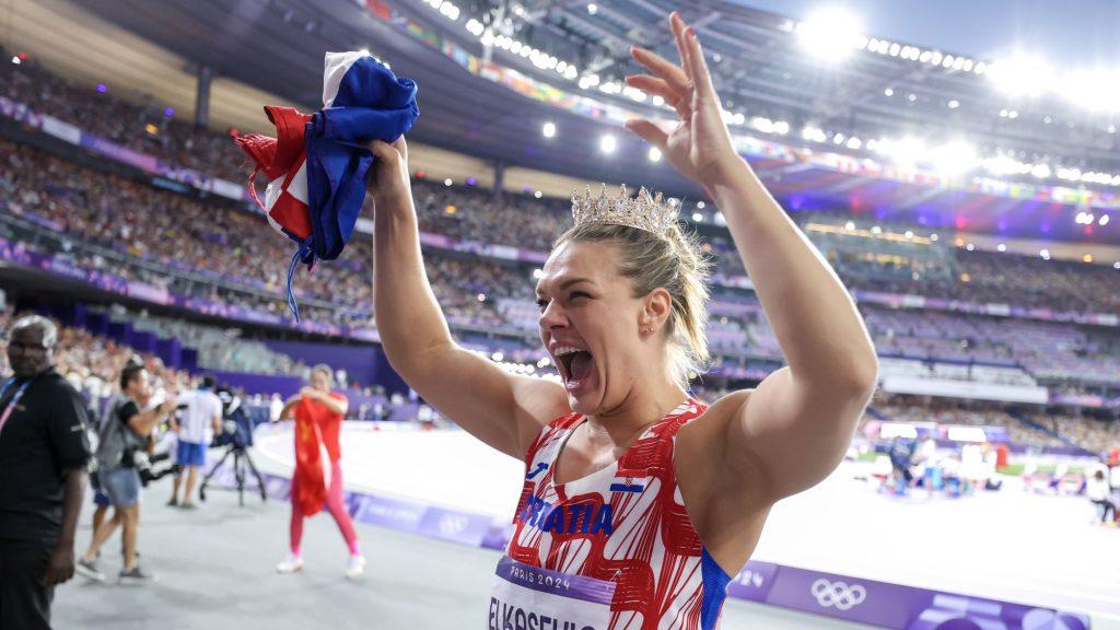 Sandra Elkasević nakon osvajanja olimpijske bronce u disku / Foto: Hina