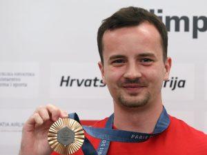 Osvajač brončane medalje u gađanju zračnom puškom Miran Maričić / Foto: Hina