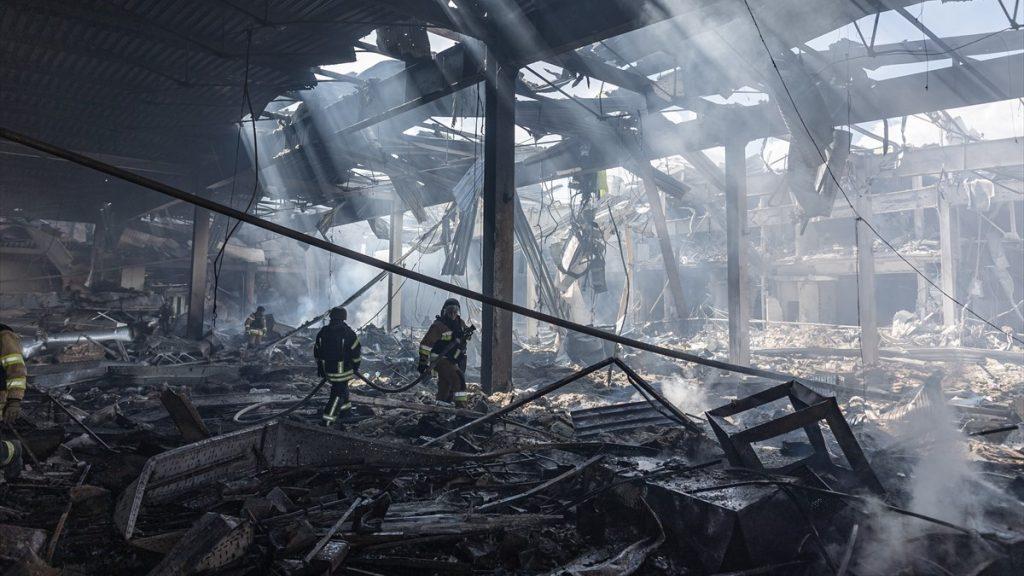 Razoreni supermarket u ukrajinskom gradu Konstantinivka / Foto: Anadolu