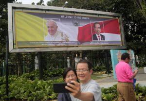 Dobrodošlica papi Franji u Indoneziji / Foto: AA