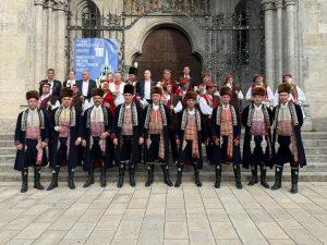 Sinjski alkari sa domaćinima nakon otvorenja Oktoberfesta / Foto: Fenix (SIM)