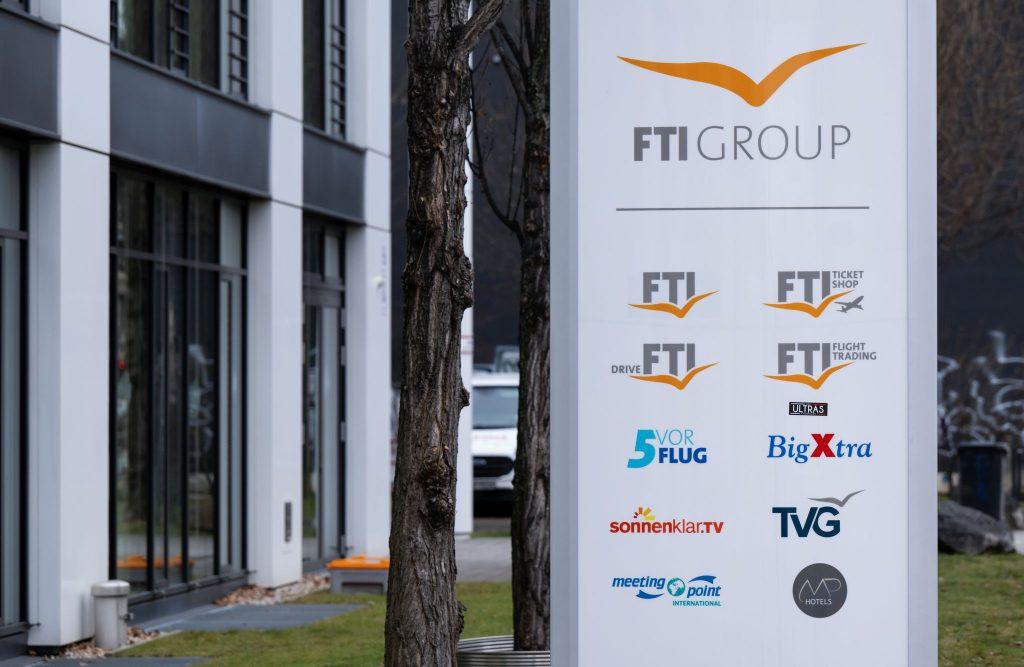 Logo FTI grupe / Foto: Sven Hoppe/dpa