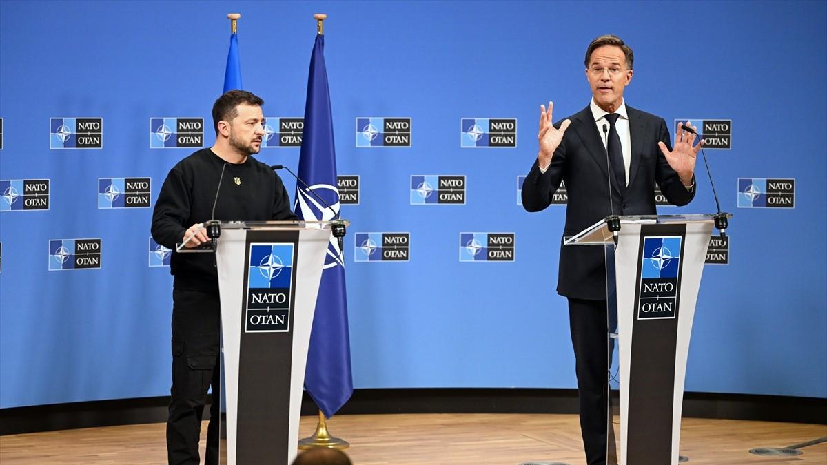 Ukrajinski predsjednik Volodimir Zelenskij i glavni tajnik NATo-a Mark Rutte / Foto: Anadolu