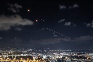 Izraelska Željezna kupola uništava rakete ispaljene iz Libanona / Foto: Anadolu