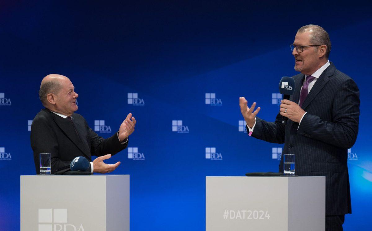 Olaf Scholz i Reiner Dulger/ Foto: Sebastian Christoph Gollnow/dpa