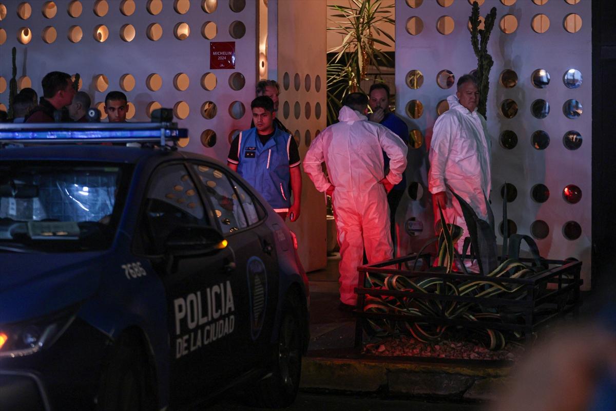 Policajci na mjestu nesreće/ Foto: Anadolu