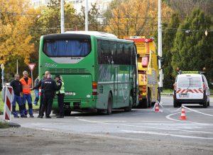 Sudar tramvaja i autobusa / Foto: Hina