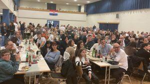 Posjetitelji humanitarne zabave Hrvatske zavičajne udruga Konjic-Klis / Foto: Fenix (J. Kožul)