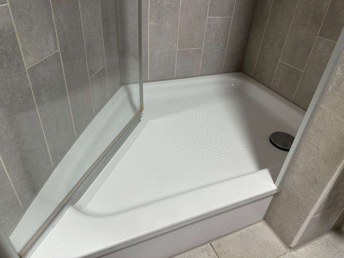 Tuš kada (ILUSTRACIJA) / Foto: Fenix (SIM)