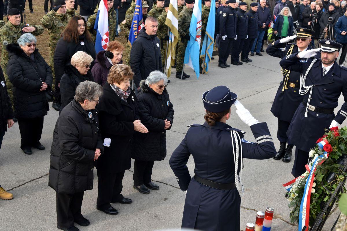 Završilo obilježavanje stradanja Borova naselja u Domovinskom ratu/ Foto: Hina