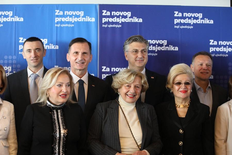 Završna konferencija za medije kandidata za predsjednika Republike Hrvatske Dragana Primorca / Foto: Hina