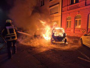 Vatrogasci gase požar/ Foto: Feuerwehr Bochum