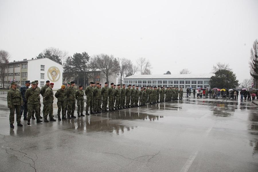 Svečani ispraćaj 6. hrvatskog kontingenta u NATO snage u Mađarsku / Foto: Hina