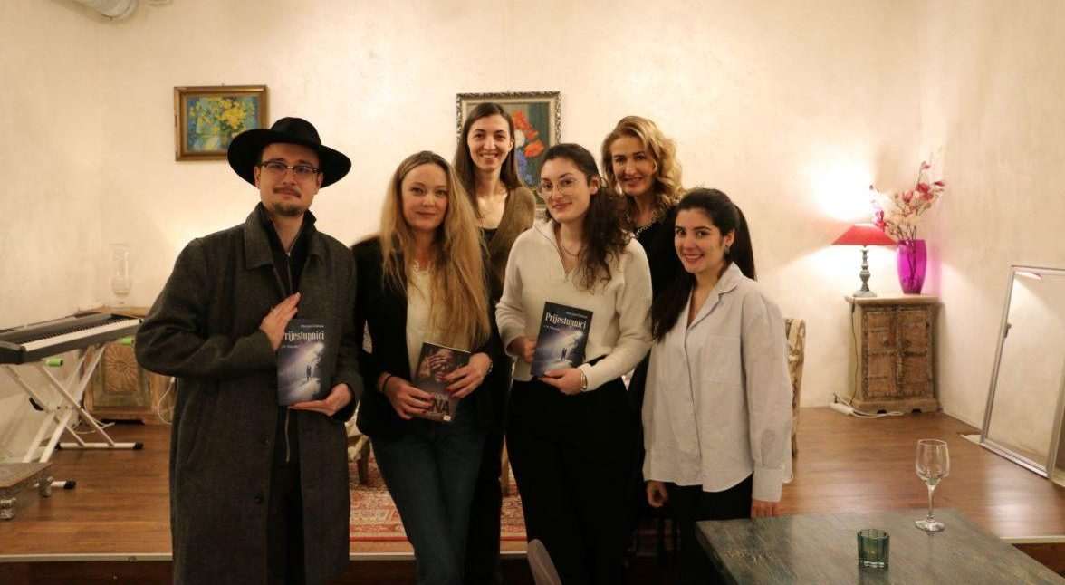 Književna večer u Pragu / Foto: Fenix (Marija Lovrić Holenda)