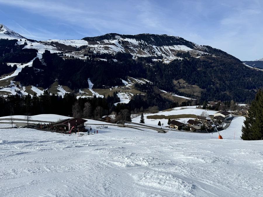 Skijaška sezona u Austriji spašena umjetnim snijegom Foto: Anadolu