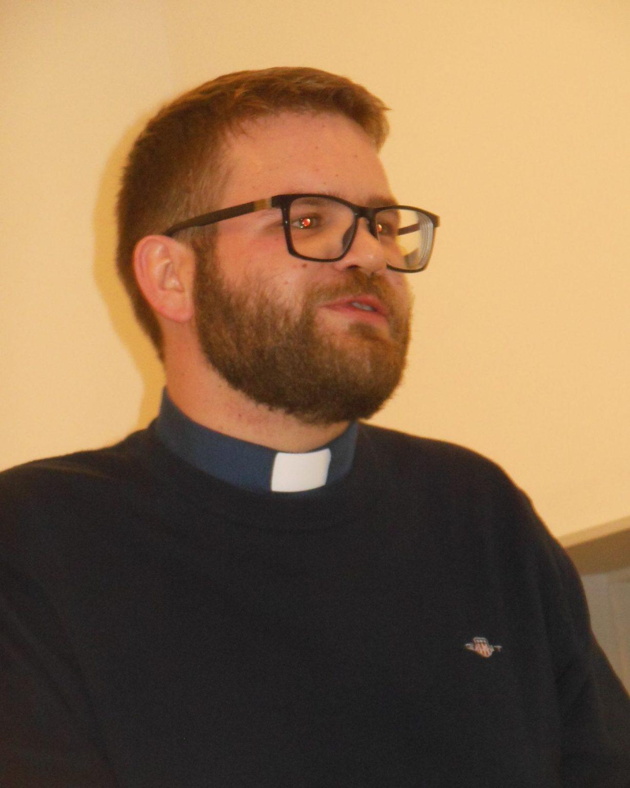 MÜNCHEN: Predavanje o kralju Tomislavu i Hrvatskom kraljevstvu u HKŽ München 1 Fra Josip Jurić Šolta / Foto: Fenix (J.Ž.)