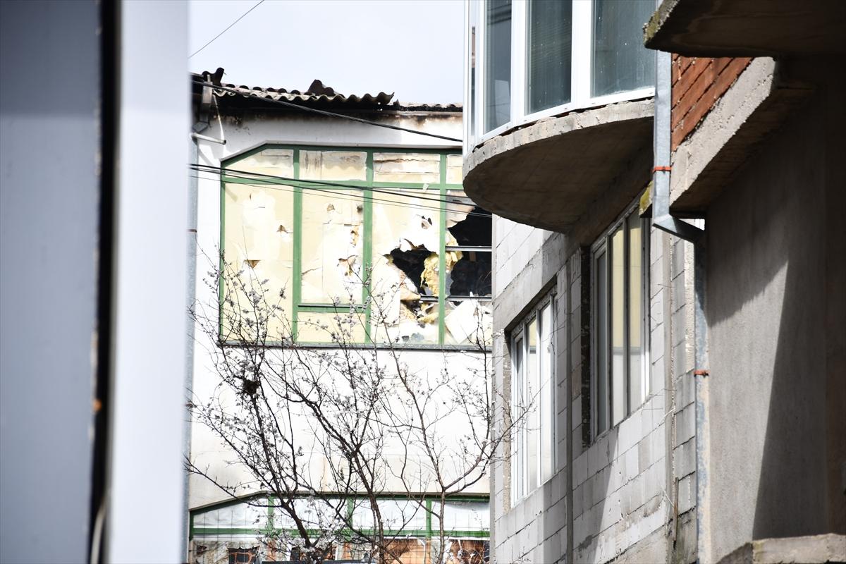 Policija provodi očevid i istagu nakon požara u diskoteci/ Foto: Anadolu