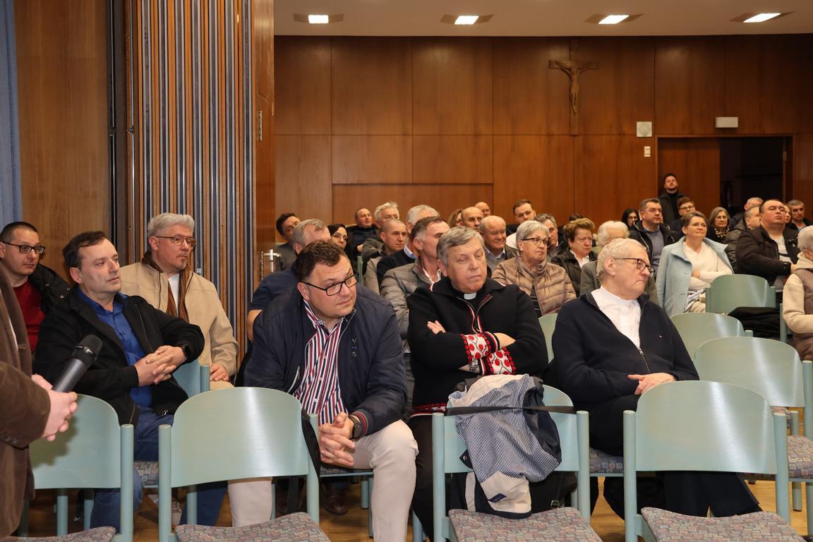 Povjesničar dr. Srećko M. Džaja održao predavanje u Pforzheimu / Foto: Fenix (Jelena Trieb)