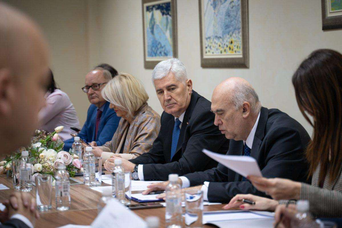 Sjednica u Mostaru / Foto: HNS BiH