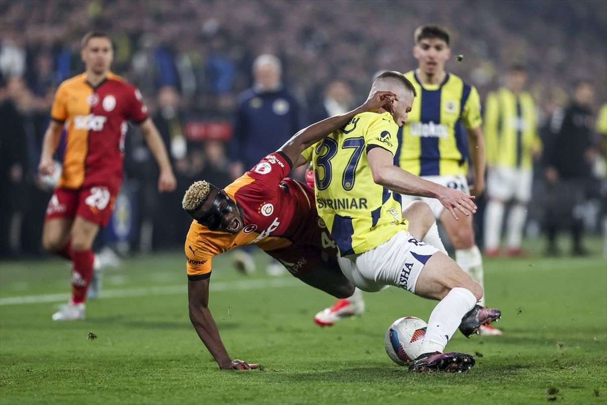 POLUFINALE: Galatasaray izbacio Fenerbahče iz Kupa, Livaković na klupi Detalj s utakmice Fenerbahce _Galatasaray / Foto: Anadolu
