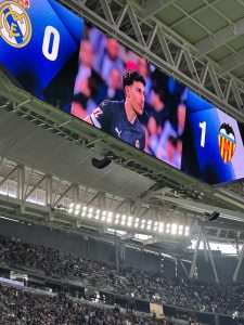 (FOTO) LA LIGA: Valencia u Madridu pobijedila Real golom u 95. minuti