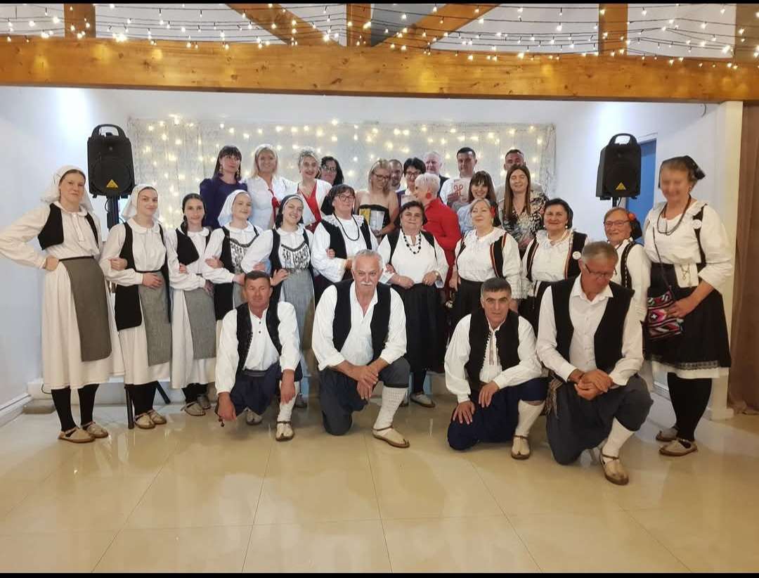 MEĐU NAGRAĐENIMA I HERCEGOVCI IZ STUTTGARTA, MÜNCHENA I SOLINGENA: Dodjela nagrada "Hercegovka godine" i "Hercegovac godine" uz oldtajmere, pjesmu... Spektakularna dodjela nagrada u Grudama / Foto: Fenix (DŠ)