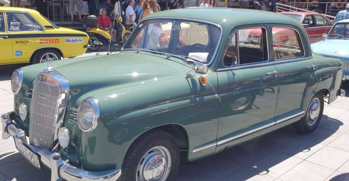 Mercedes oldtimer / Foto: Fenix (ustupljeno restoran Marić Gaj)