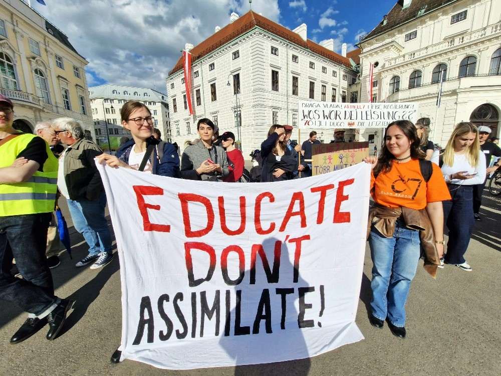Prosvjed gradišćanskih Hrvata i koruških Slovenaca u Beču / Foto: Fenix (S. Herek)