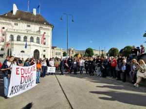 Prosvjed gradišćanskih Hrvata i koruških Slovenaca u Beču / Foto: Fenix (S. Herek)