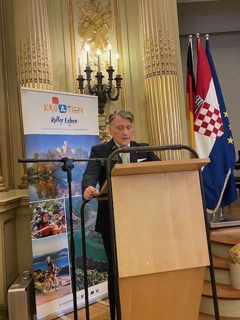 PROSLAVA DANA DRŽAVNOSTI U GK RH HAMBURG: Njemačka i Hrvatska nastavljaju uspješnu suradnju na svim poljima Generalni konzul Republike Hrvatske Kristijan Tušek